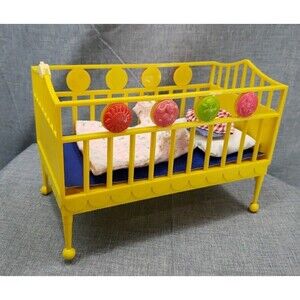 VTG Suzy Cute Crib by Topper with Plastic Case, Pad, Pillow & Clothing Items